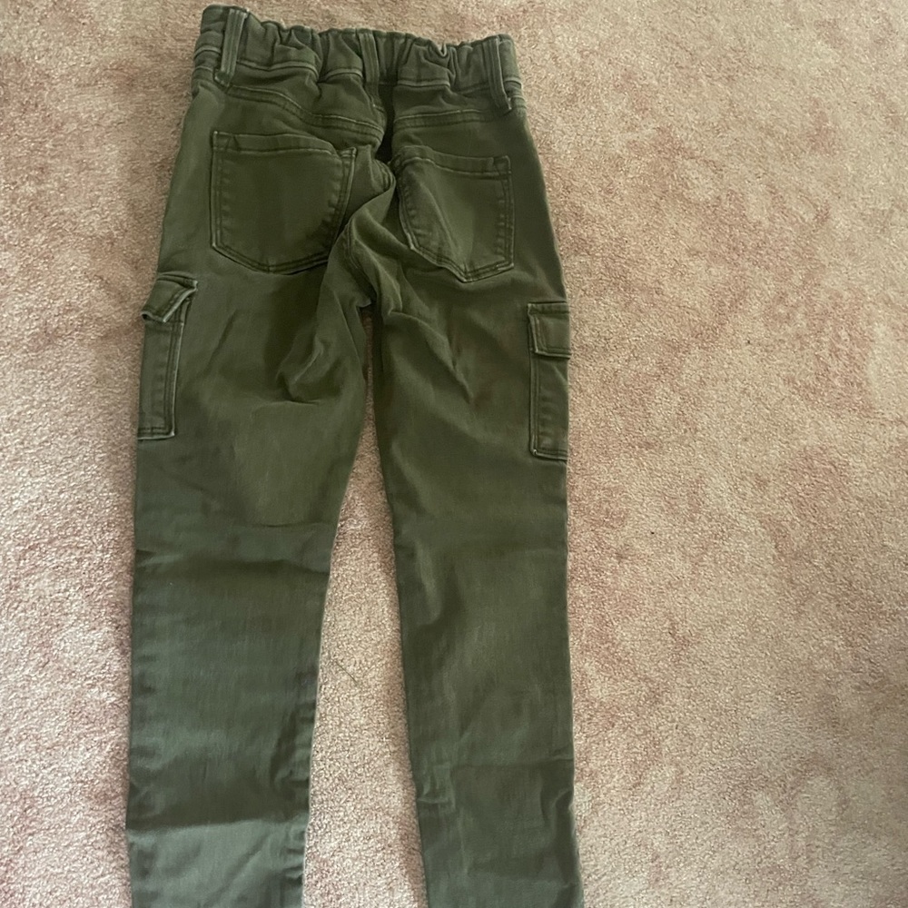 Old Navy Rockstar jegging cargo style Olive med girls EUC! Adjustable waist